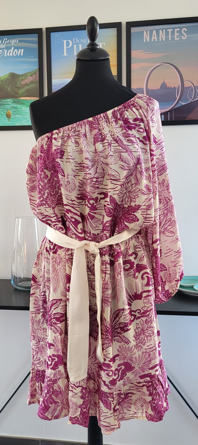 ROBE