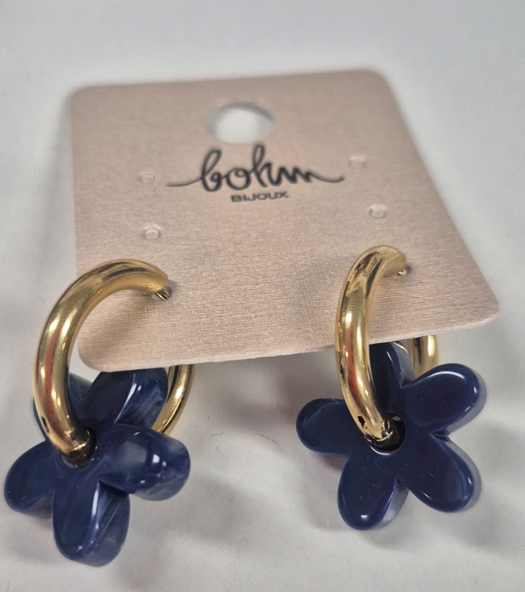 BOUCLES D'OREILLES