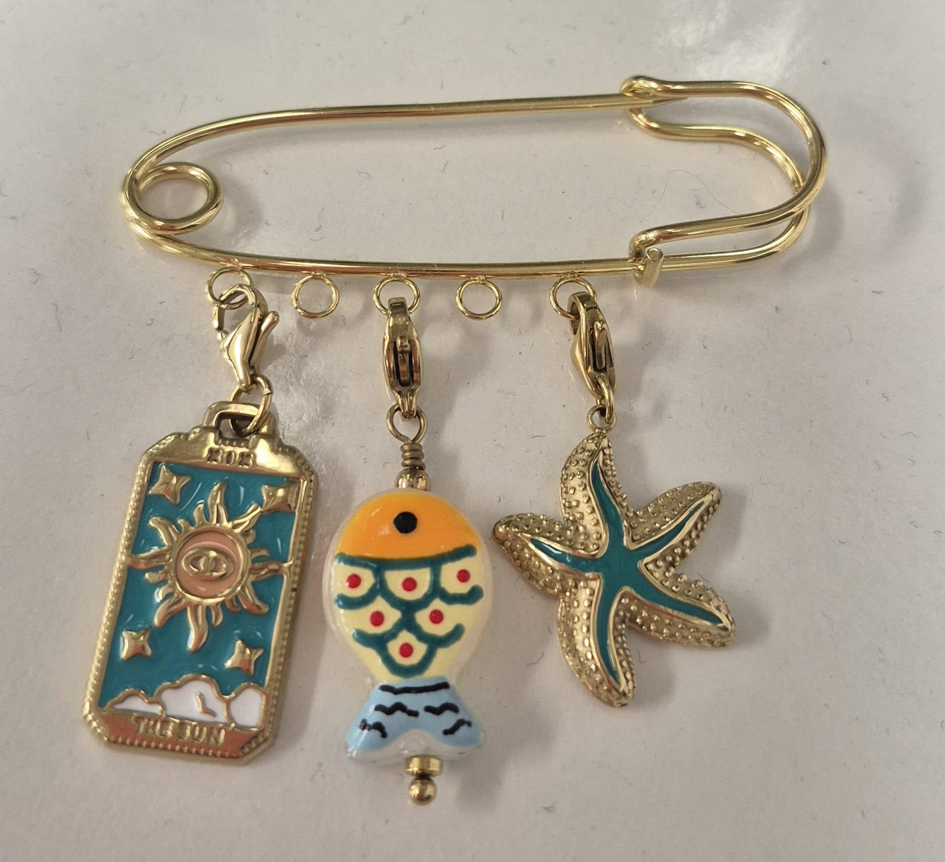 BROCHE