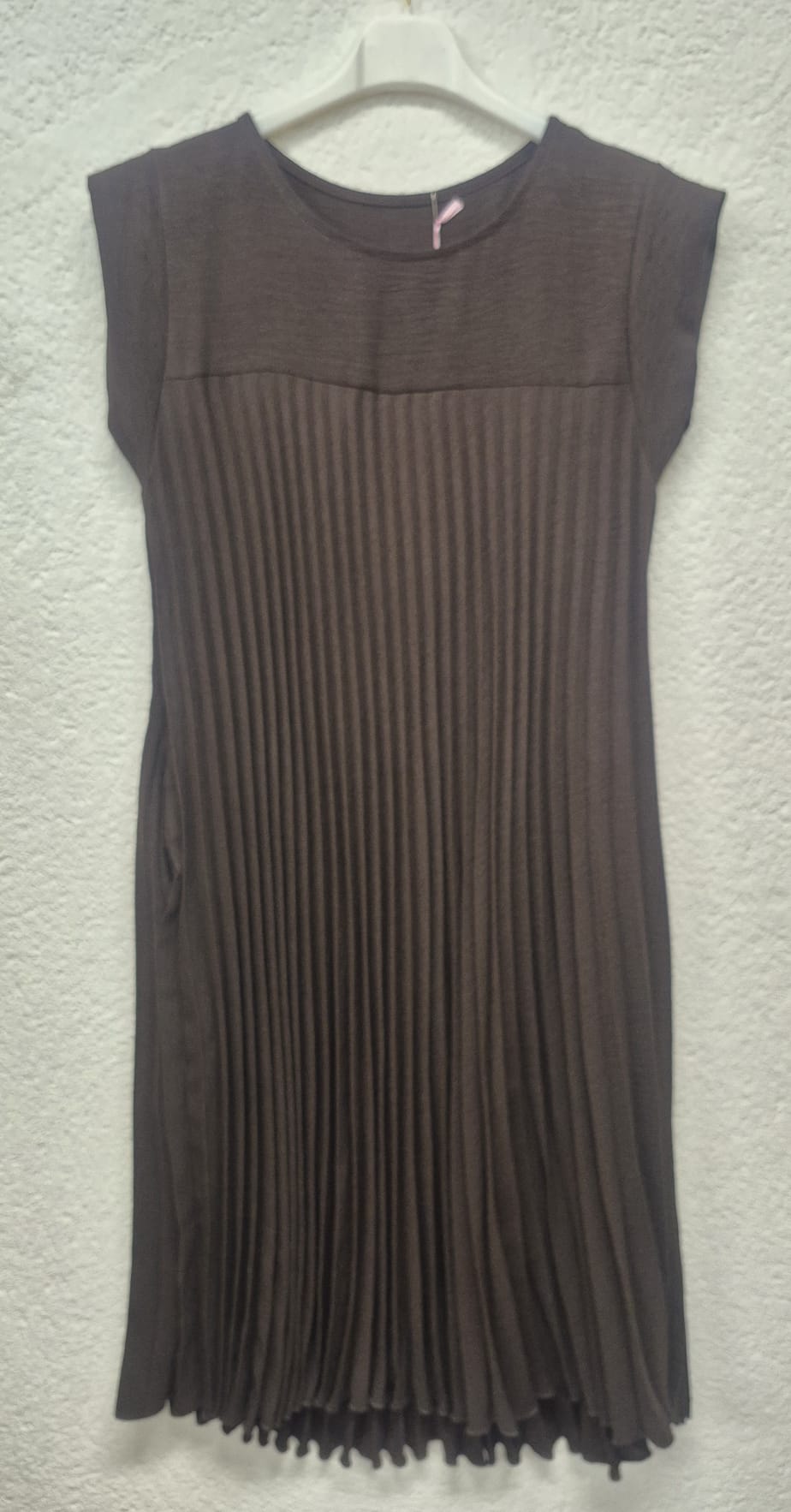 ROBE COURTE PLISSÉE